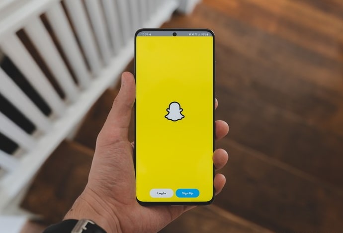 ver la historia de Snapchat de alguien sin que lo sepa