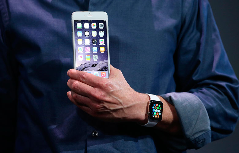 ال Apple Watch سيصل أبريل المقبل 2