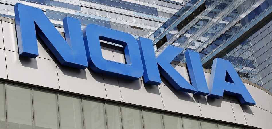 يحتوي Nokia 9 PureView على قارئ لبصمات الأصابع أسفل الشاشة 4