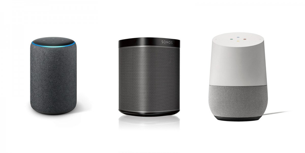 ل Amazon يجلس الصدى و Sonos Play 1 و Google Home على التوالي.