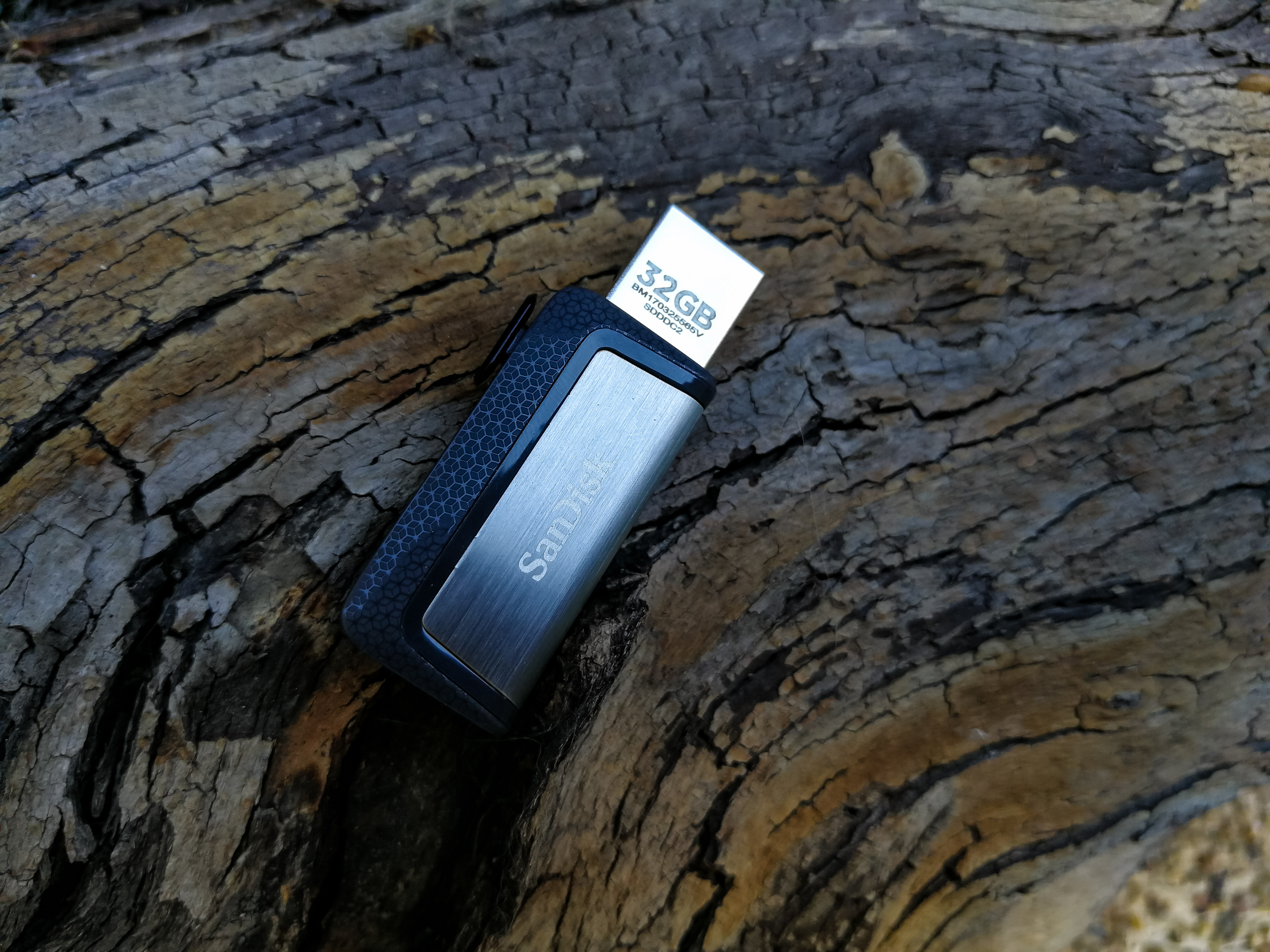 مراجعة Sandisk Ultra Dual Drive USB Type-C 4