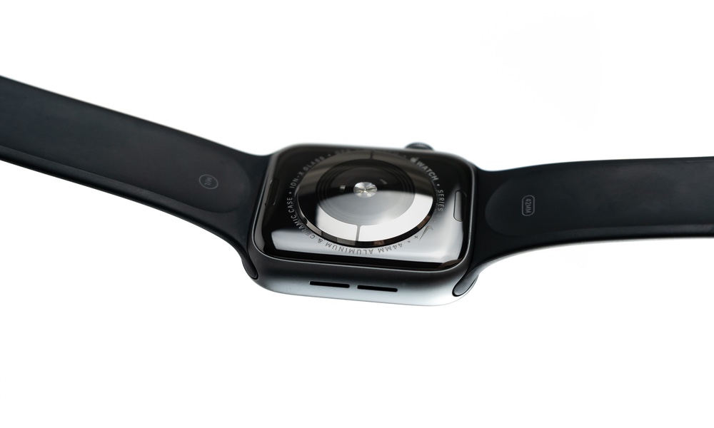 التالي Apple Watch سوف يأتي في التيتانيوم 1