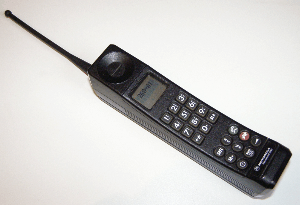 تاريخ الهواتف المحمولة