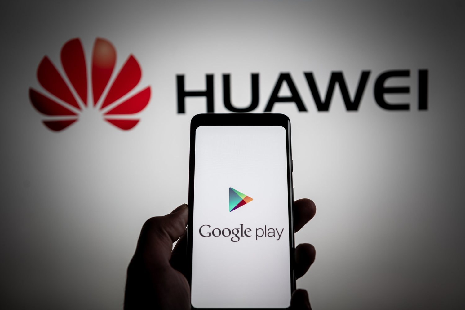 هل هي الخطوة الأولى لرؤية هاتف Huawei منفصل عن Google؟