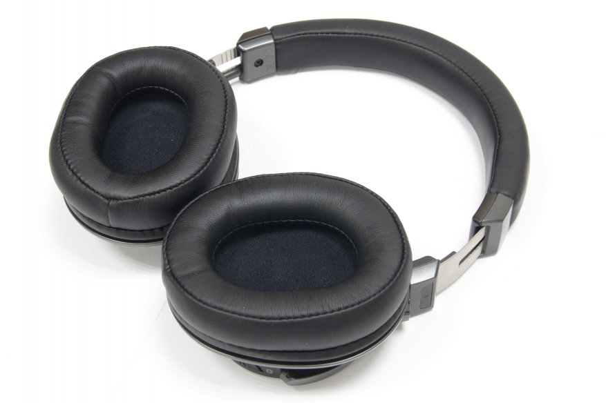 Audio-Technica DSR7BT Wireless Headphone Review: Great Wireless Hi-Fi 5