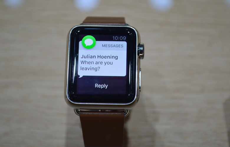 كيفية الرد وكتابة رسائل جديدة في Apple Watch 2