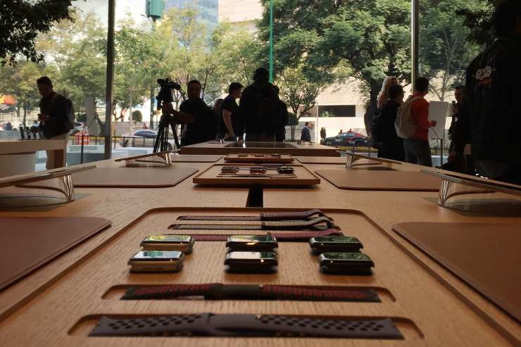 مثير للإعجاب Apple يفتح متجر Antara في مدينة مكسيكو في 27 سبتمبر 1