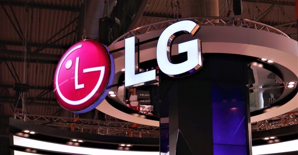 ستأتي LG G8 بتصميم مزدوج قابل للطي 1