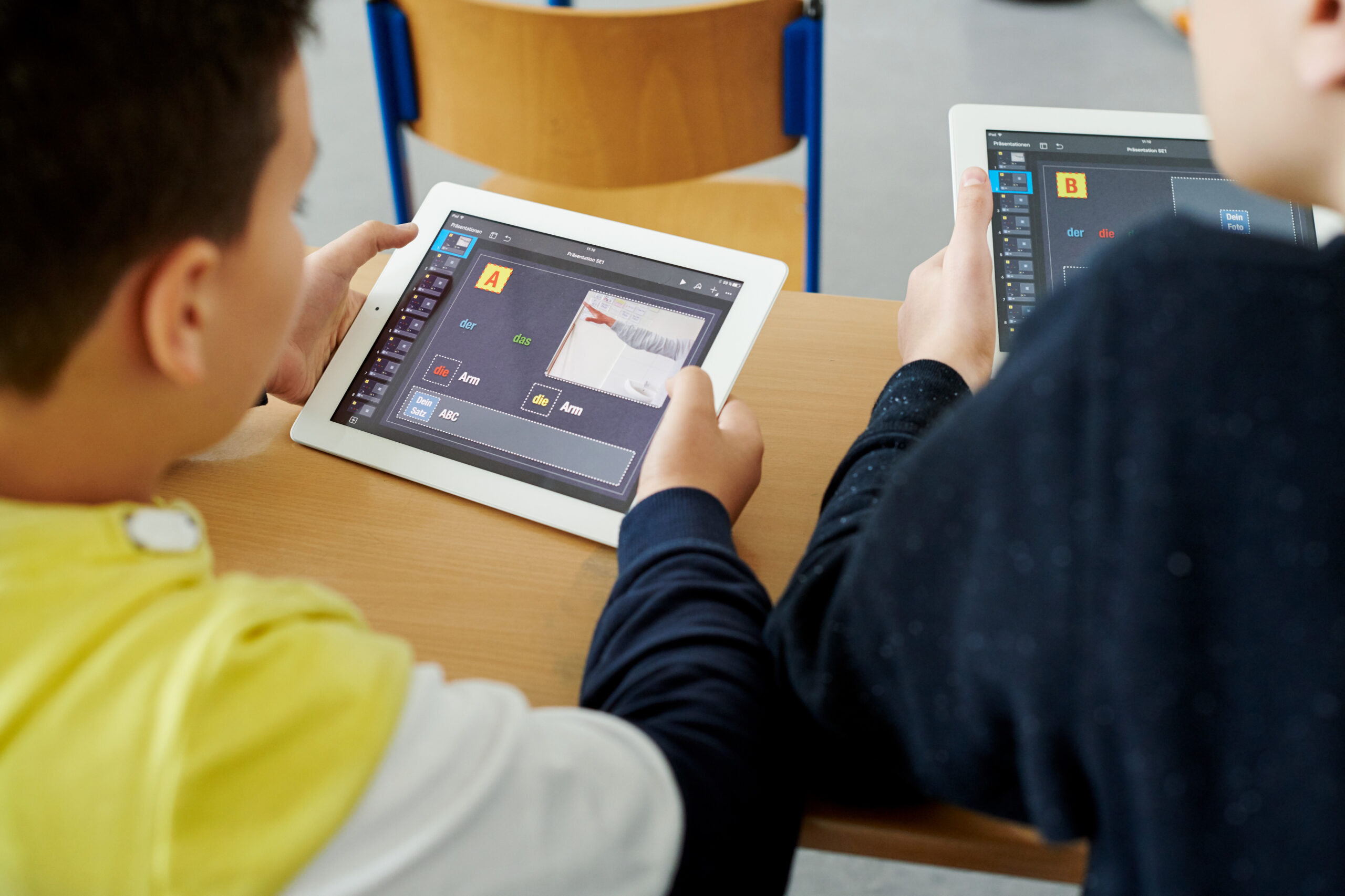 Apple destaca cómo los iPads están ayudando a estudiantes y maestros en aulas multilingües