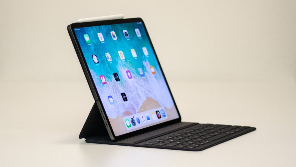 12.9 بوصة Apple مراجعات IPad Pro (2018): أسرع جهاز iPad للبيع الآن ... 152
