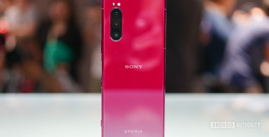 Sony Xperia 5 جاهز للاستخدام: أصغر جهاز Sony يأخذ دعامة 127