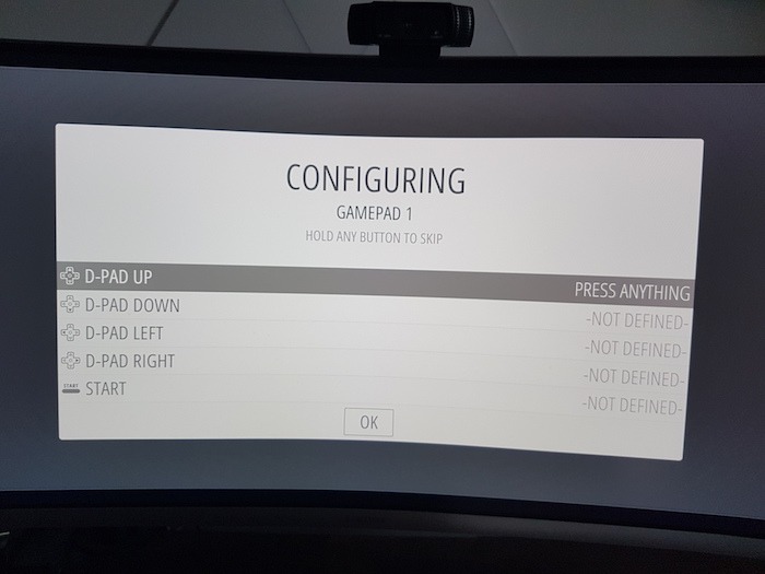 Siga las instrucciones en pantalla de RetroPie para configurar su control de juego.