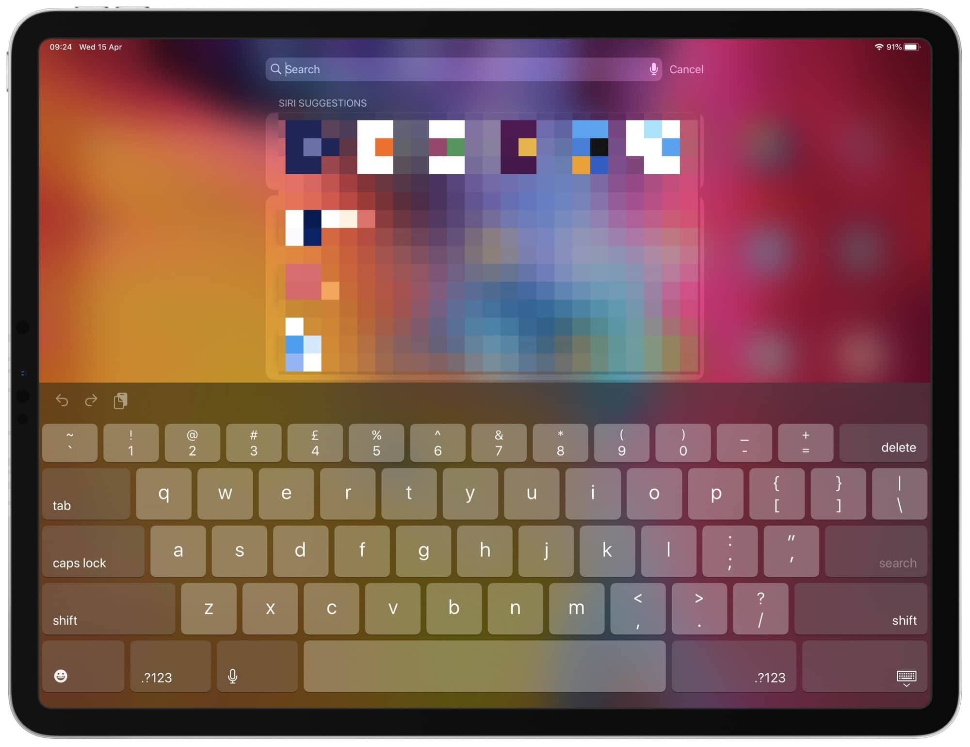 На 13-дюймовом iPad Pro верхние символы доступны с помощью движений клавиатуры.