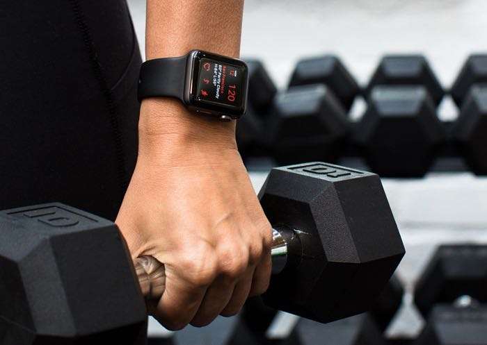 Apple Meluncurkan Program Penggantian Layar untuk Model Aluminium Apple Watch... 1