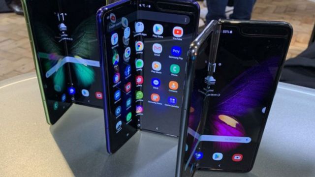 Samsung sairá com um telefone celular mais dobrável 1
