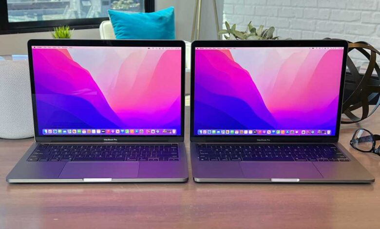 The 13-inch MacBook Pro M2 (left) and the 13-inch MacBook Pro M1