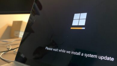 A Windows system update message